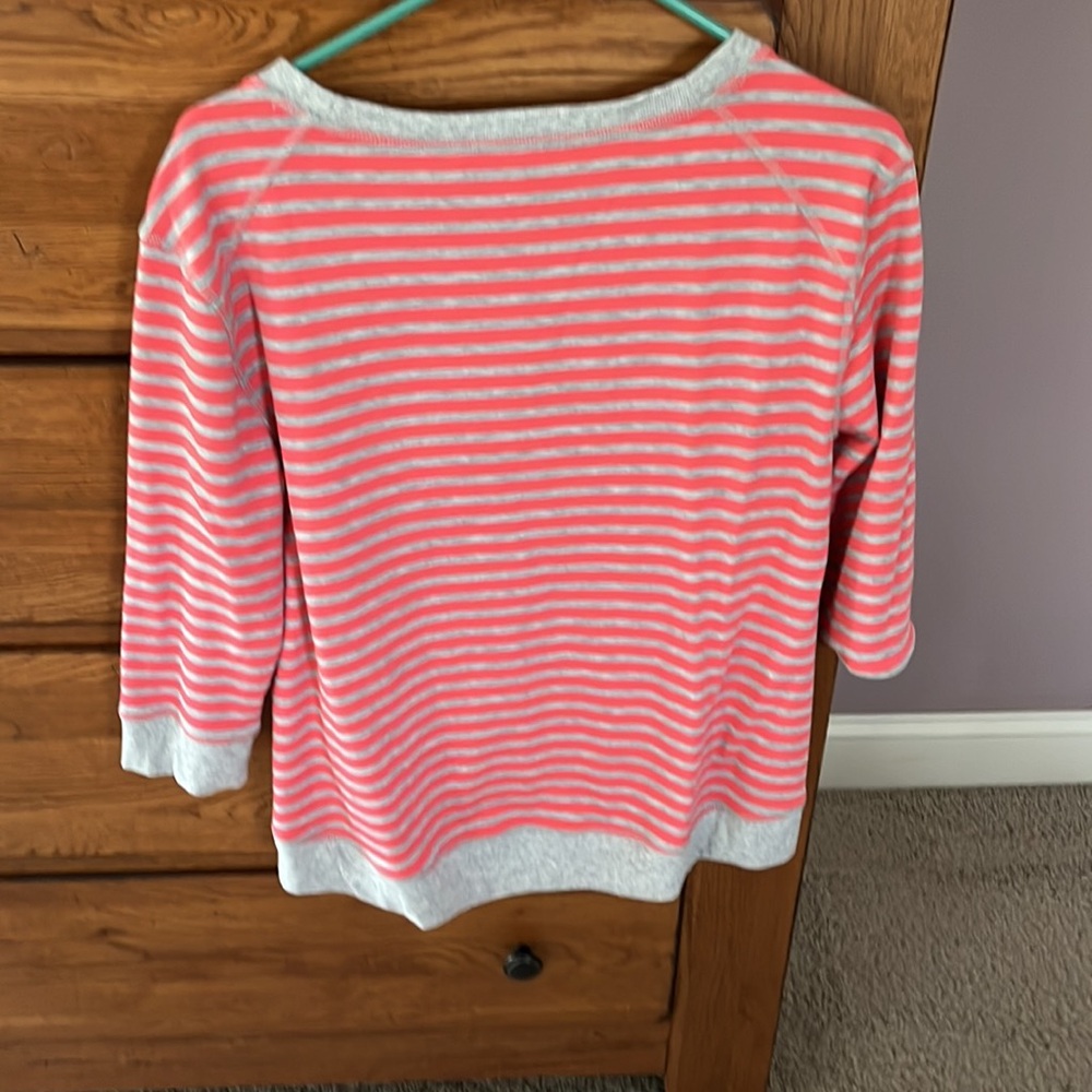 Light spring sweatshirt - Picture 3 of 3